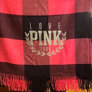 VS PINK Checkered Stadium Blanket